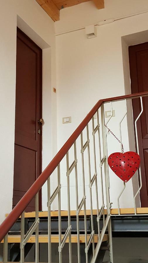 Apartmán Casa Di Arianna Ferrara Exteriér fotografie